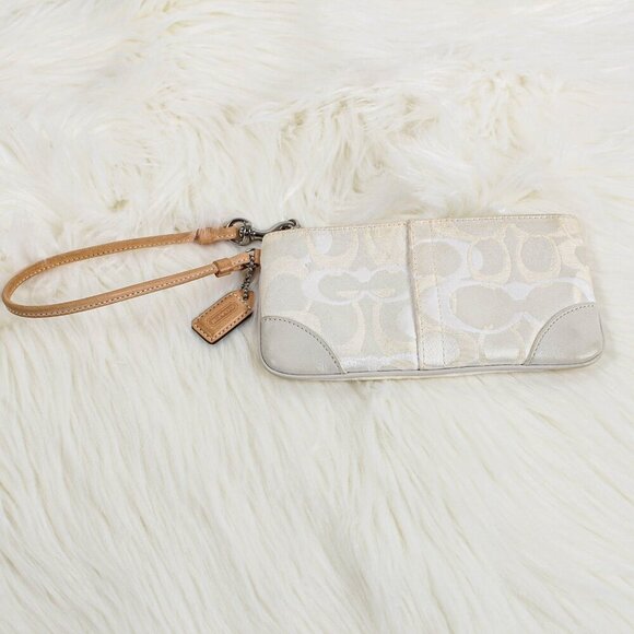 Coach Wristlet - Small - Picture 1 of 6